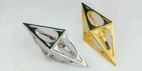 關于電鍍后脫水劑在金屬零部件中的作用